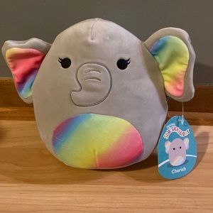 BRAND NEW SQUISHMALLOW GREY ELEPHANT RAINBOW EARS & BELLY! NWT. YEAR 2023.